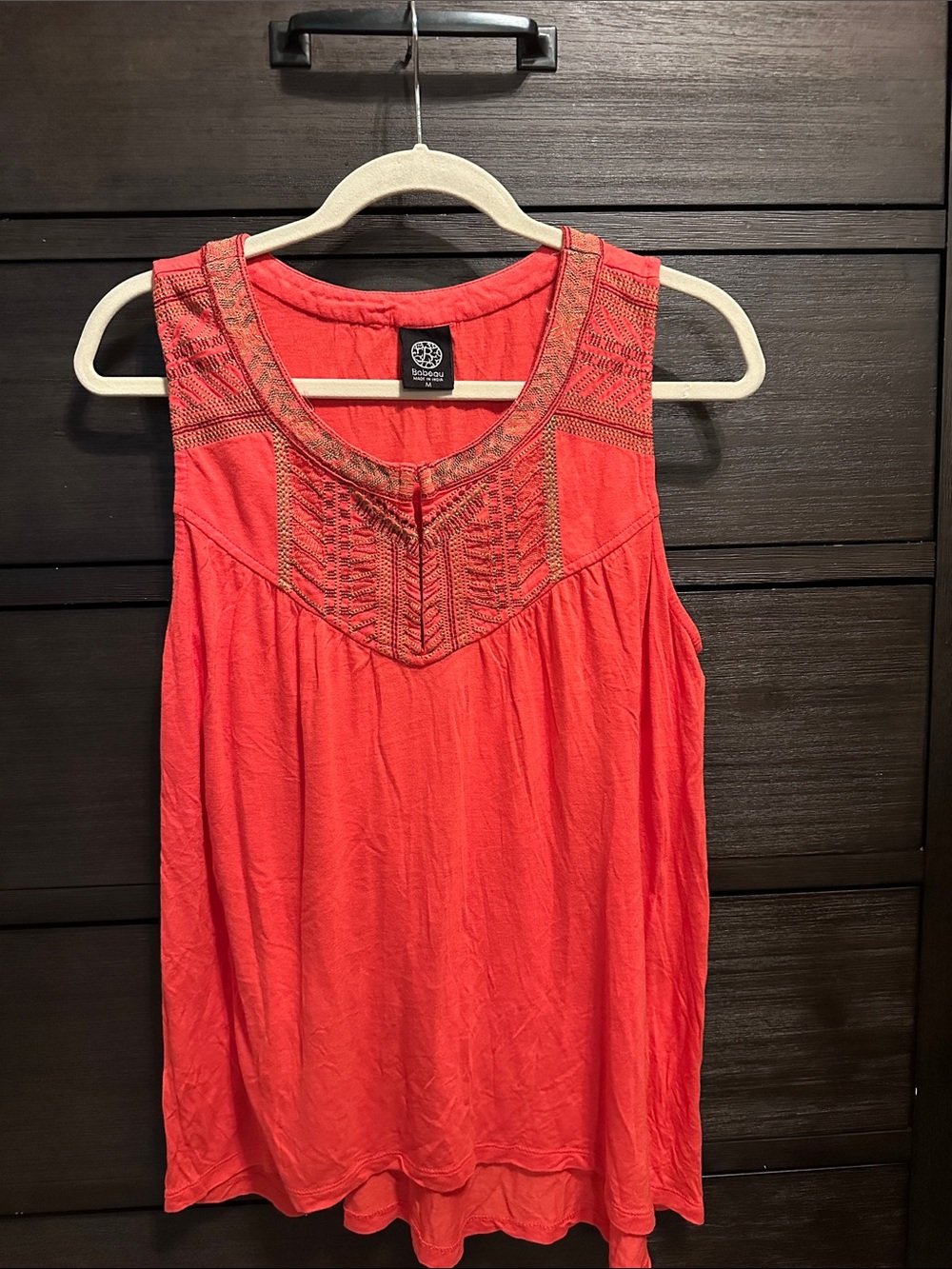 Bobeau Coral Embroidered Sleeveless Top